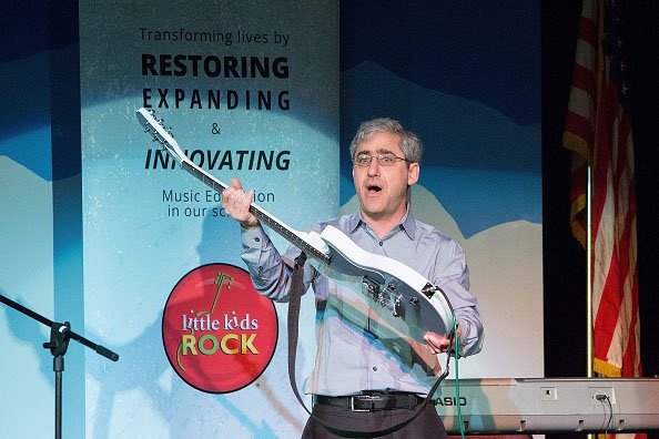 Podcast: Amping Up School Participation Through Music