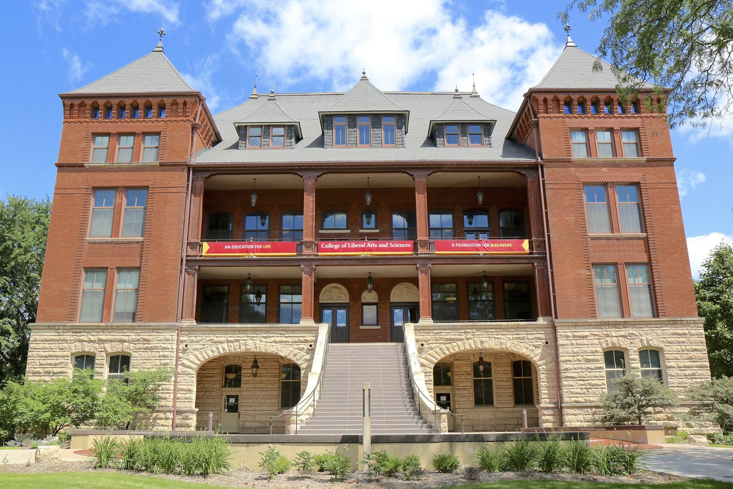 Gifts Roundup: Iowa State Lands $93 Million Equity Gift