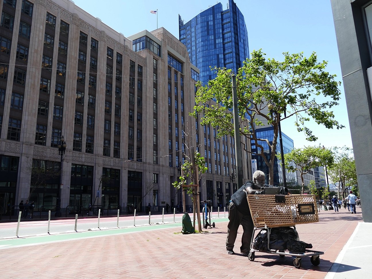 Silicon Valley’s Megawealthy Join to Raise $100 Million for Local Charities