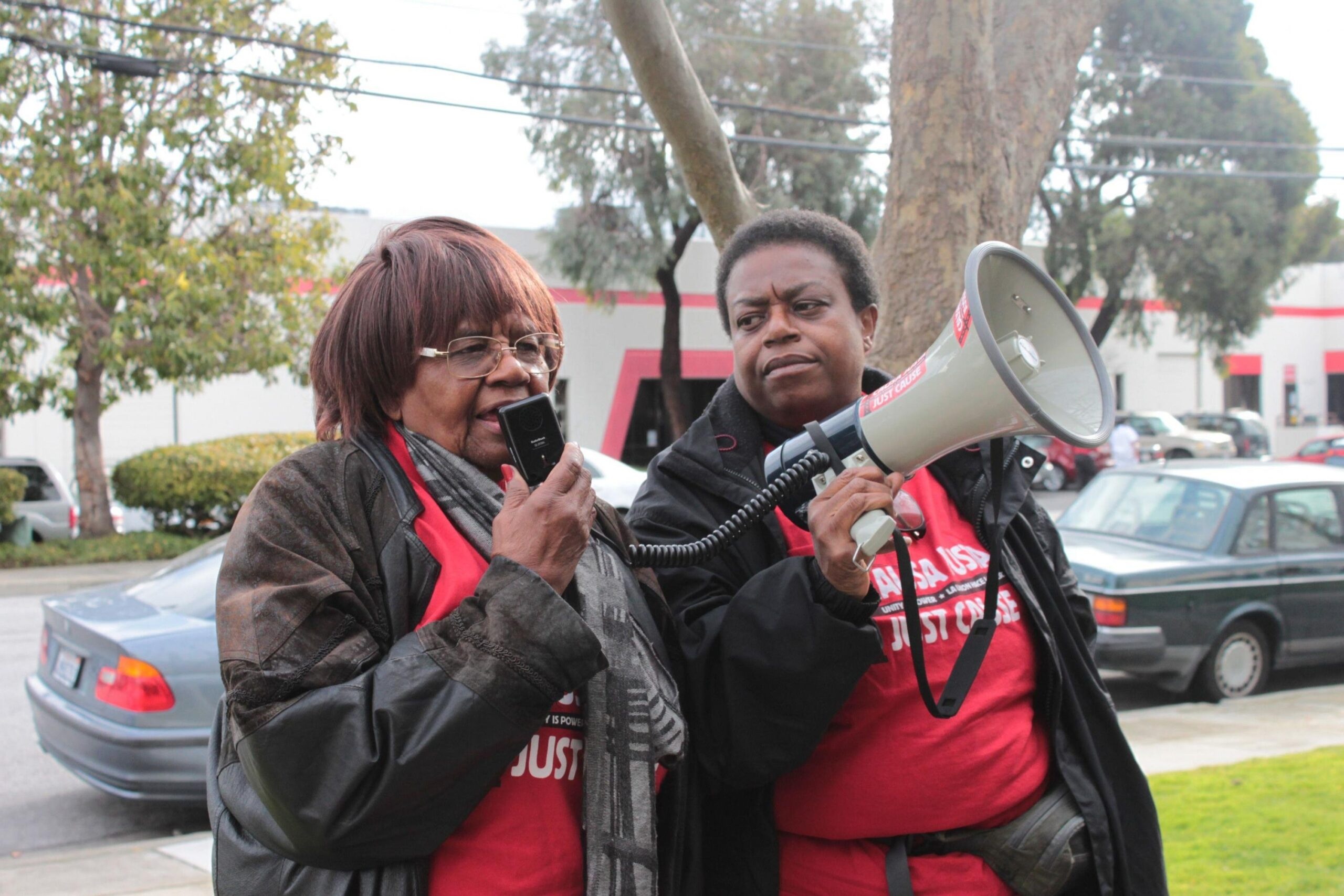 Want Our Expertise? Pay Us, Grass-Roots Groups Say