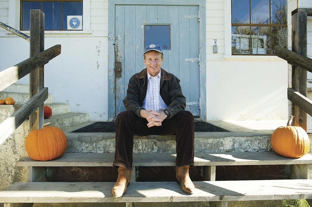 Billionaires Wield Greater Power Through Charitable and Political Donations