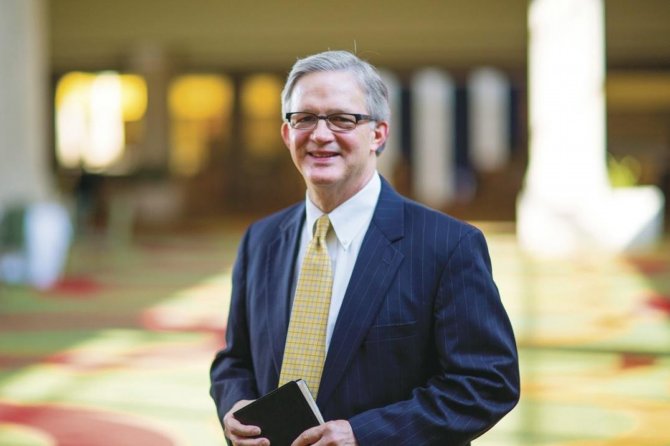 American Bible Society’s New President Wants Bible on Smartphones and Social Media