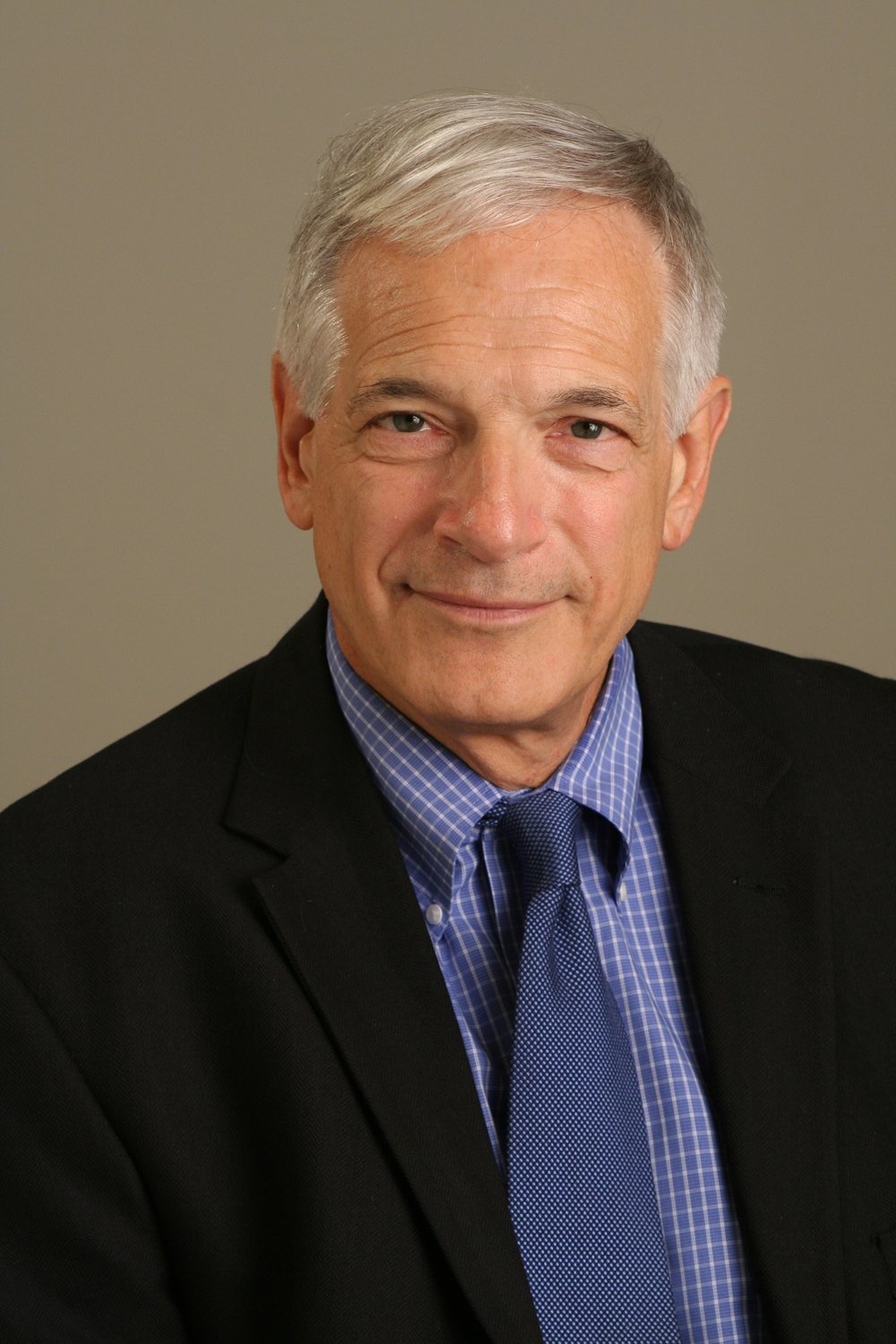 MacArthur Foundation President Is Stepping Down