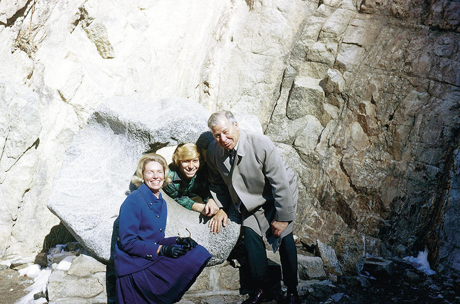 HAPPY DAYS: Billy Starr with his parents, Betty and Milt Starr, a few years before his mother’s death from cancer.