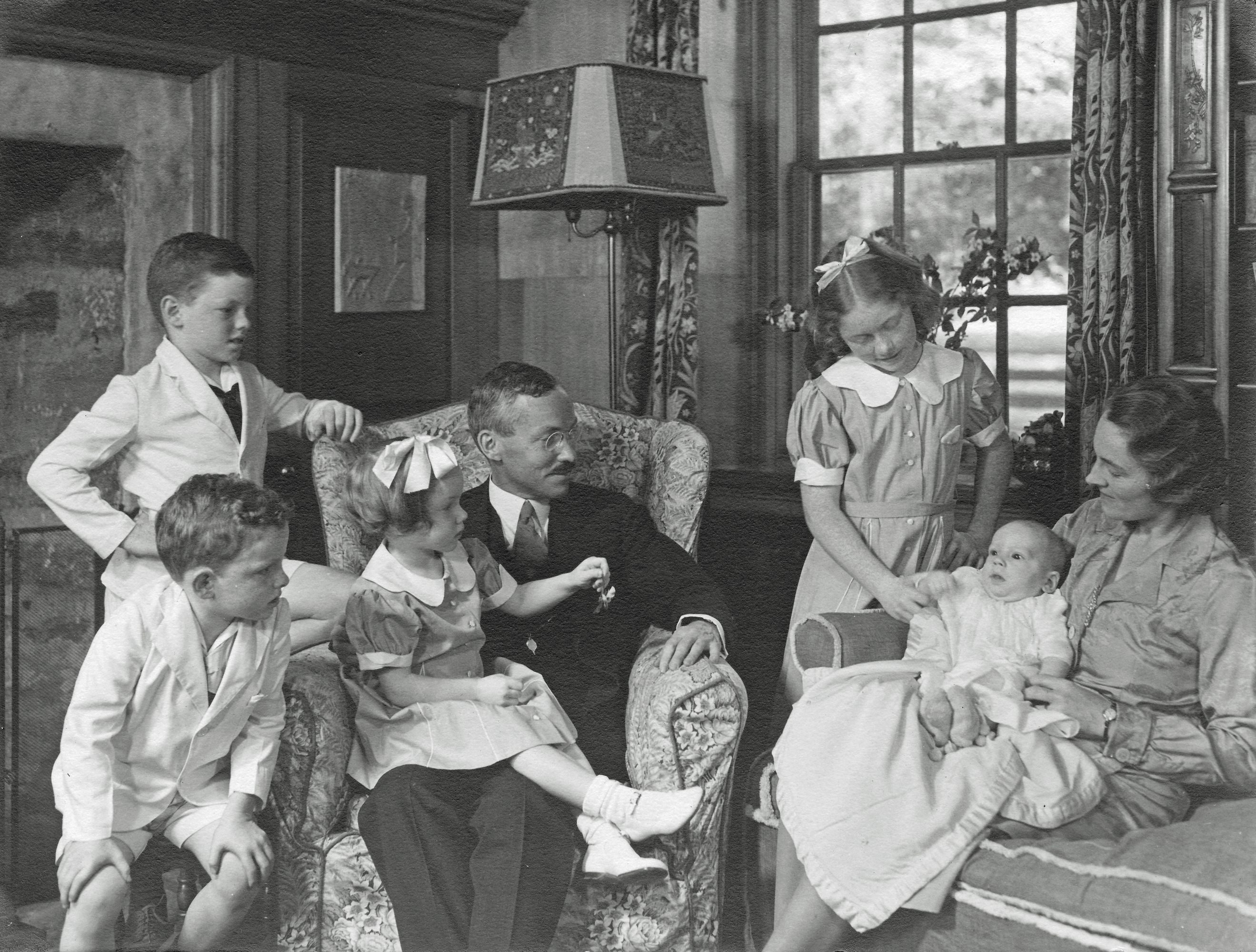 Clarence and Sarah Gamble at home in 1937 with their children Dick, Walter, Judy, Sally, and Robert.