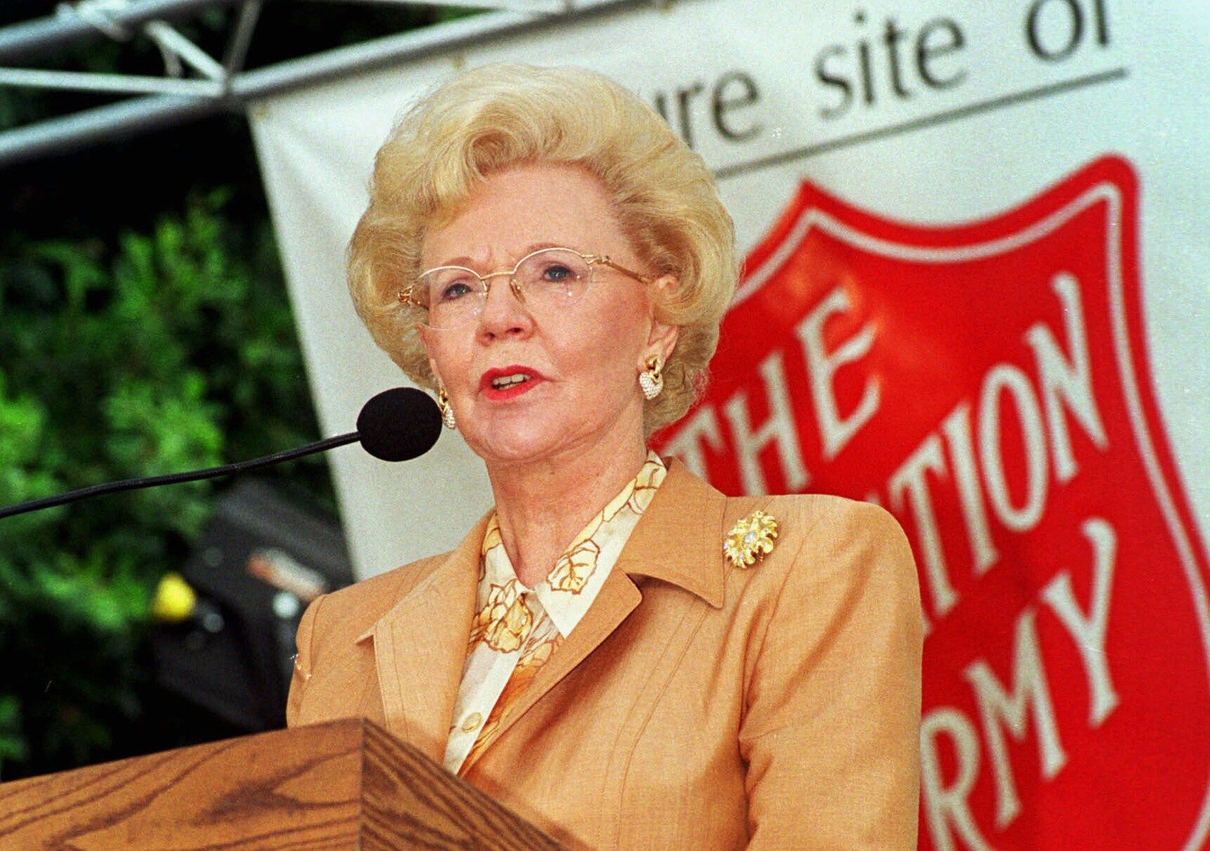 Mrs. Joan Kroc speaks of her late husband, Ray Kroc, and his dedication to The Salvation Army at a ceremony Wednesday, Sept. 23, 1998, in San Diego, Calif., where Mrs. Kroc announced an $80 million gift to build a community center in San Diego. It is the largest single gift ever given to The Salvation Army.