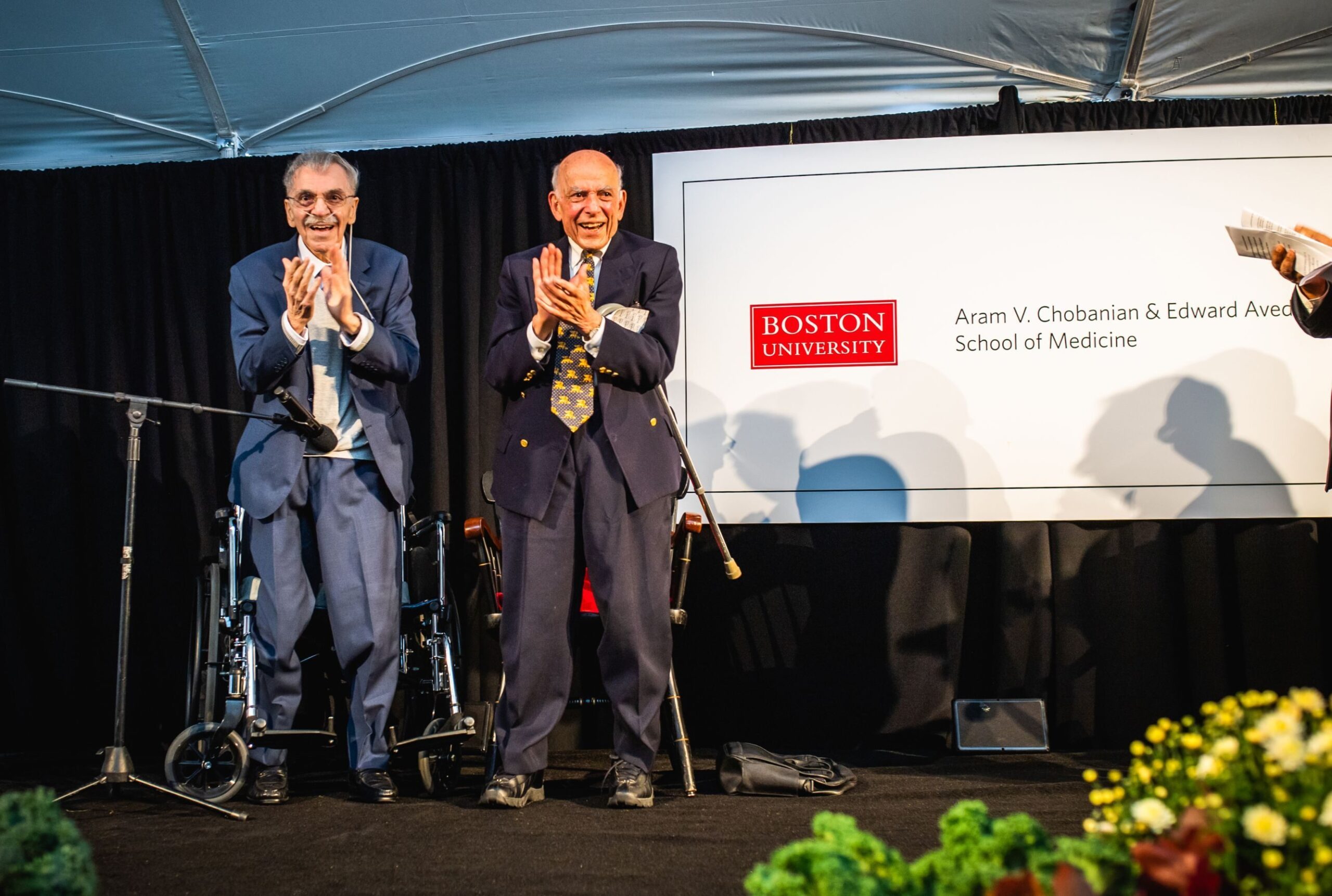 Edward Avedisian (left) (CFA ’59 ’61) and Aram Chobanian celebrate at the BU School of Medicine Naming Ceremony on September 29, 2022.