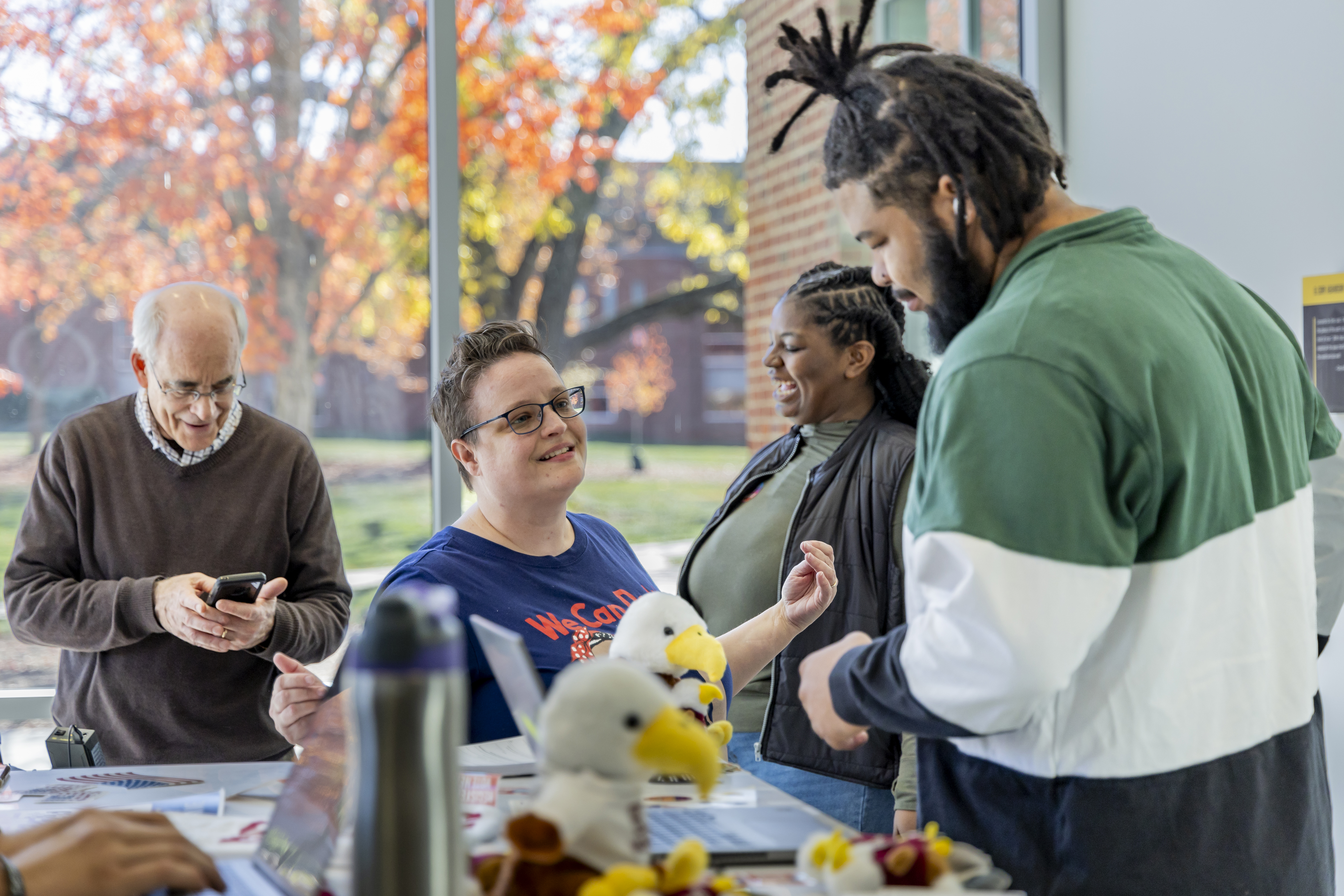 Bridgewater College organizers encourage students to cast their ballots on Vote Early Day.
