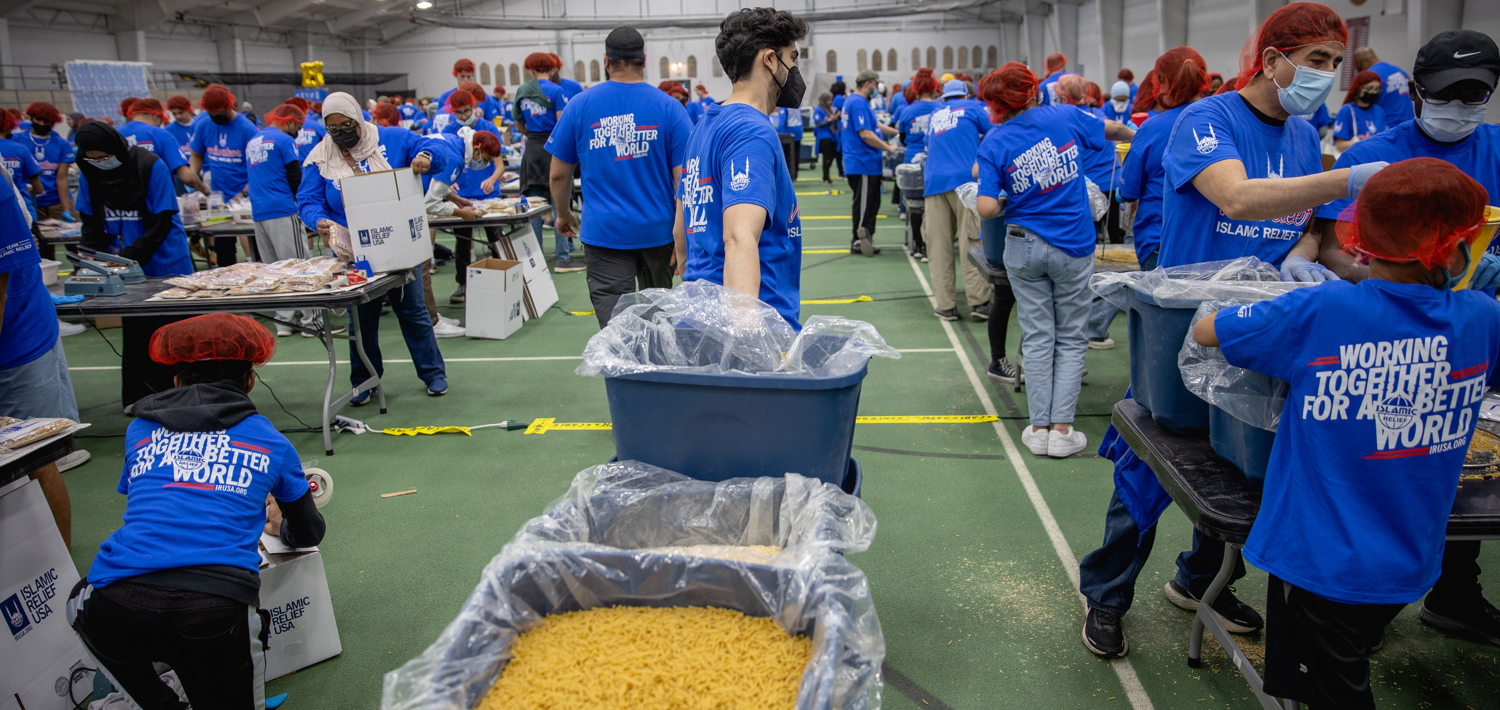 web-sept22-volunteering-cover-islamic-relief-usa-meal-pack-379