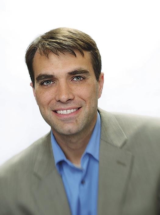 Winner of Leadership Prize Fosters Academic Success