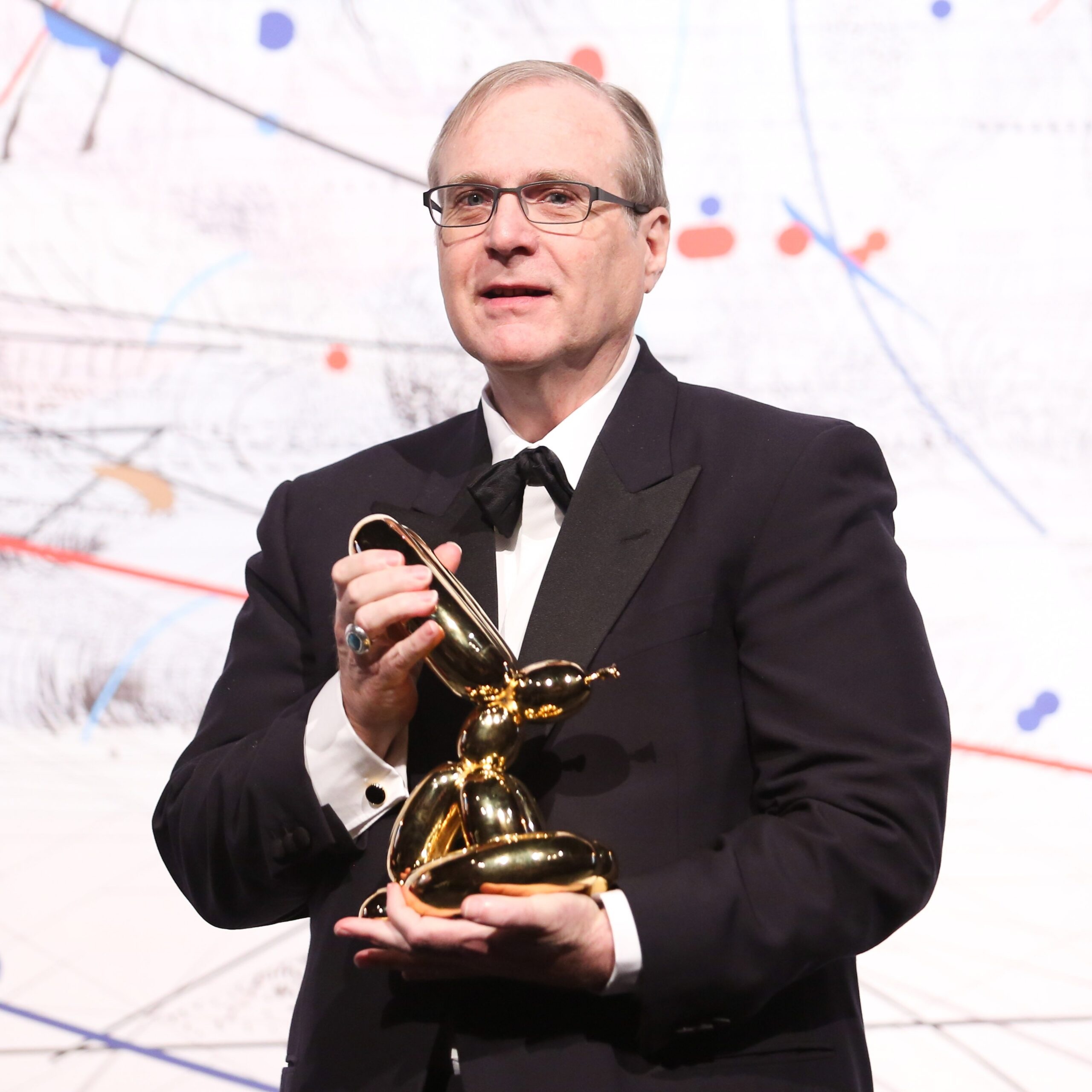 Paul Allen Commits $100-Million to Fighting Ebola