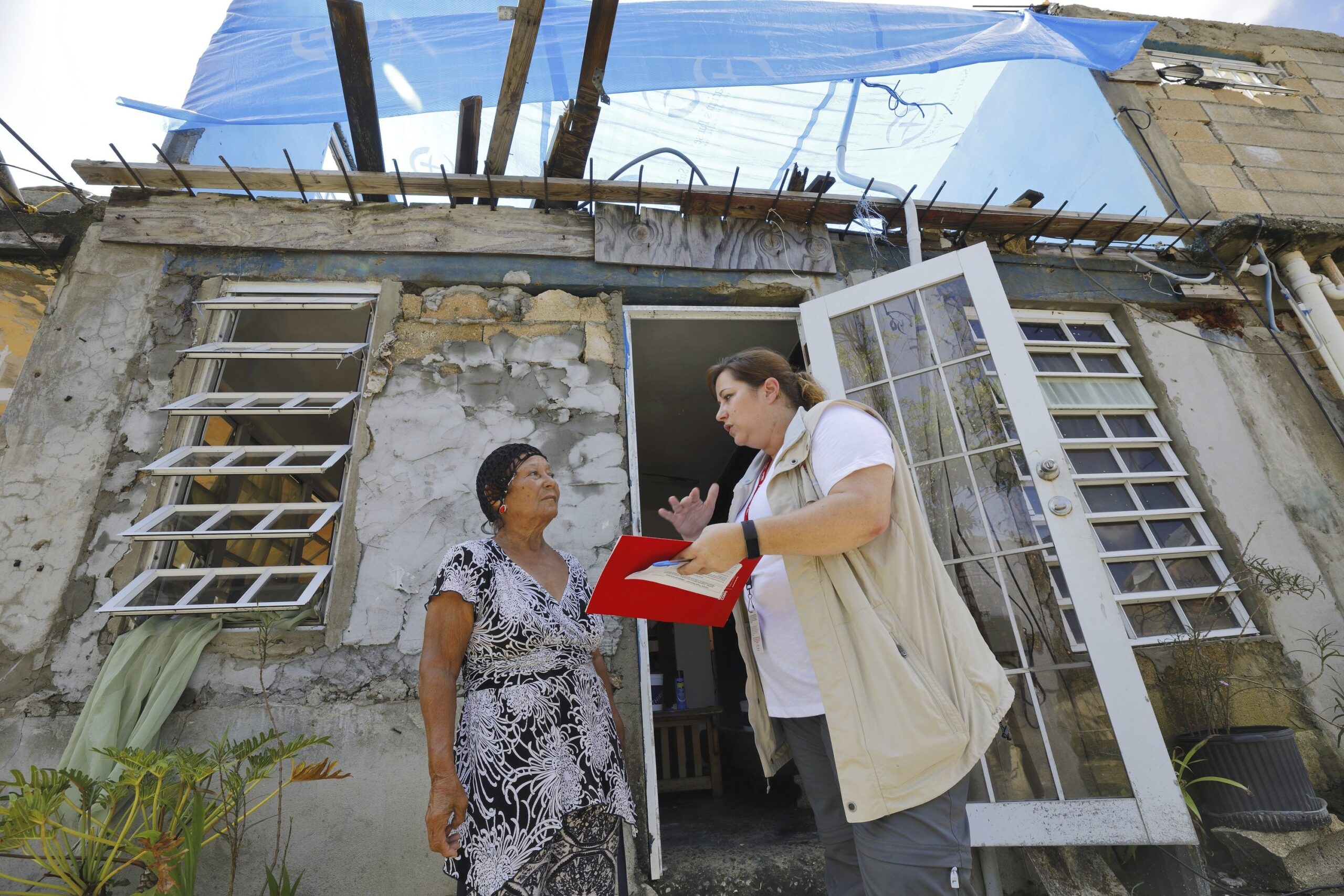 Grants Roundup: Mellon Gives $10 Million for Humanities; Walmart Sends $5 Million to Puerto Rico