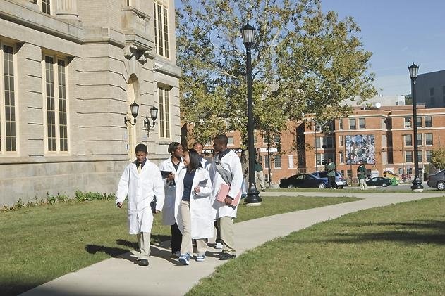 Employees Take On a More Active Role at Restructured Community Foundation