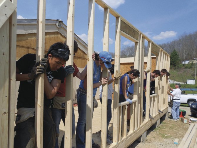 A Year of Recovery: Big Gains at America’s Top Charities