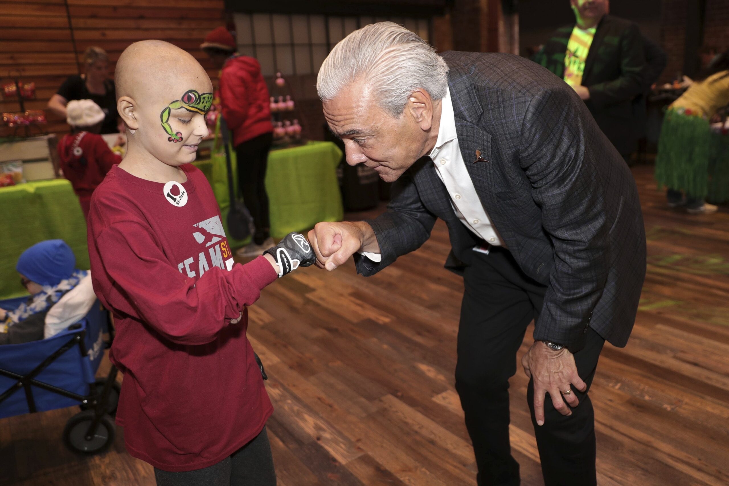 How St. Jude Raises Enough Money to Give Kids Free Cancer Treatment (Podcast)