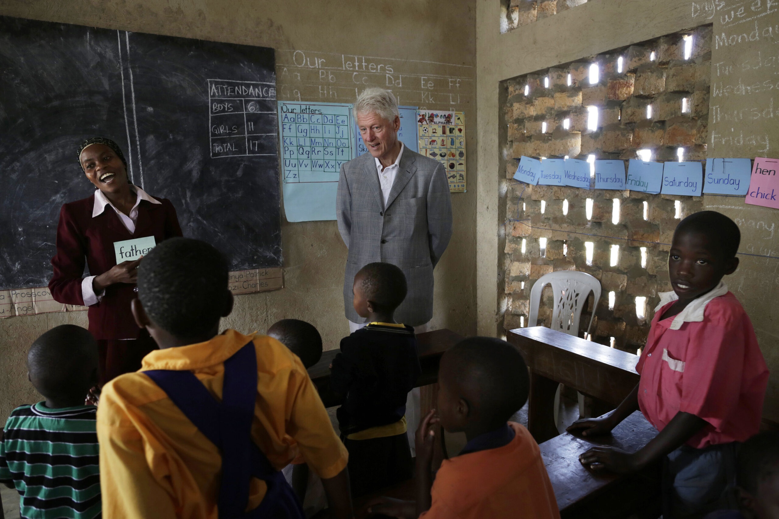 Clinton Foundation Fundraising Dropped $57 Million in 2015