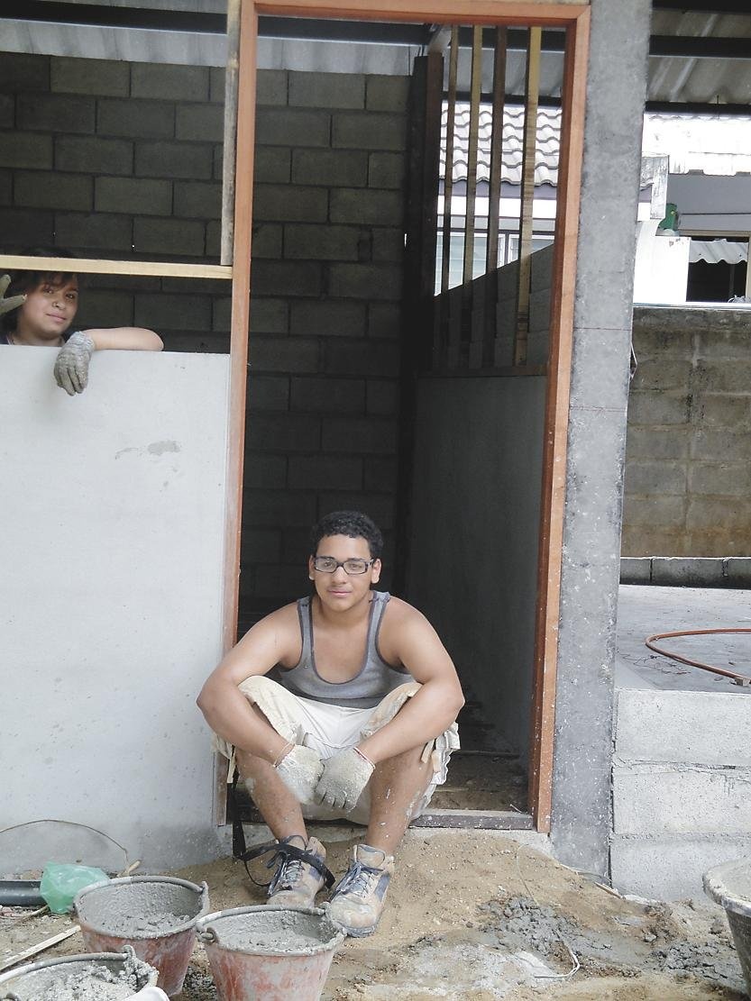 A N.Y. Charity Enlists Teenage Students to Help Document Their Overseas Work