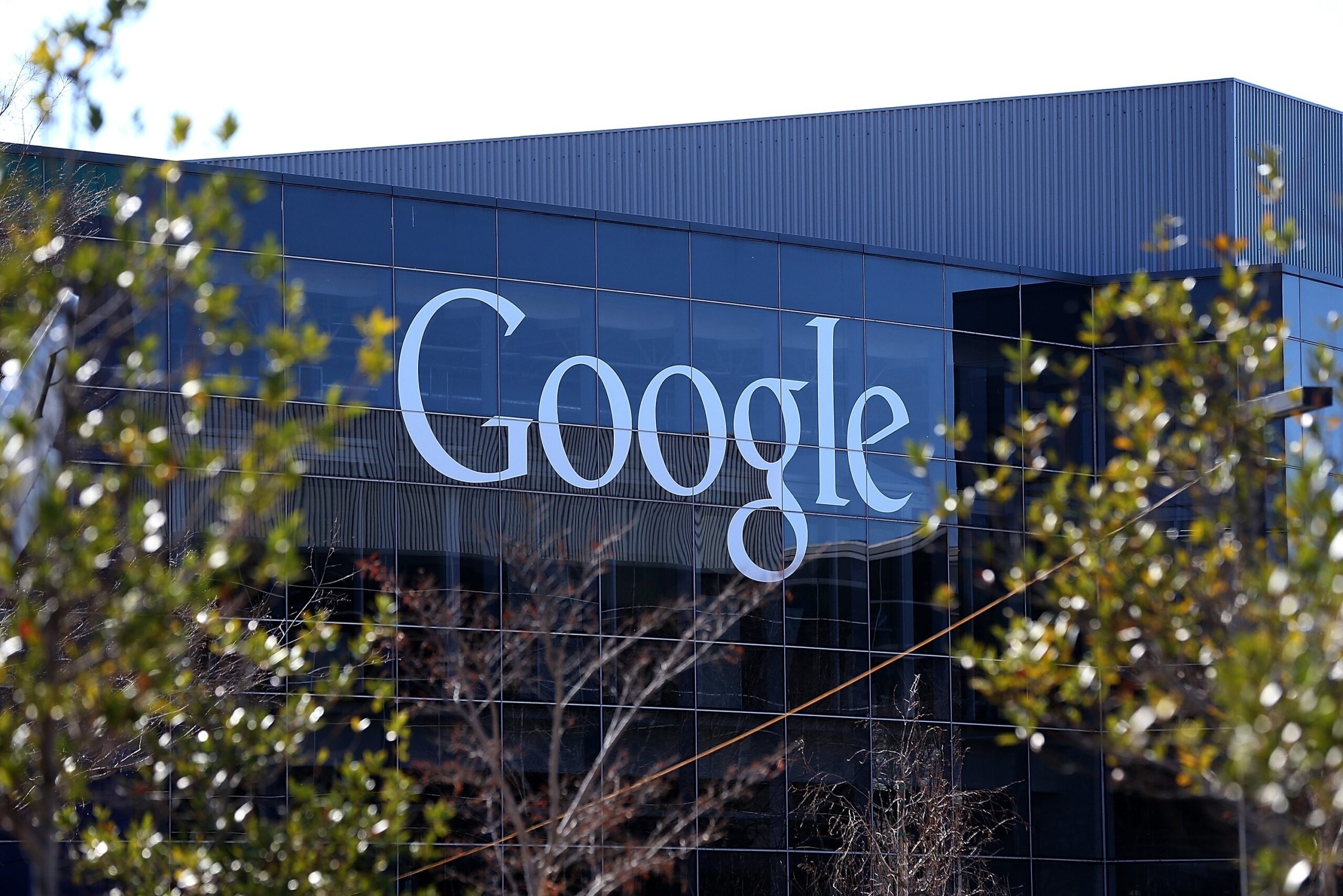 Google Tweaks Algorithm to Favor Mobile-Friendly Websites