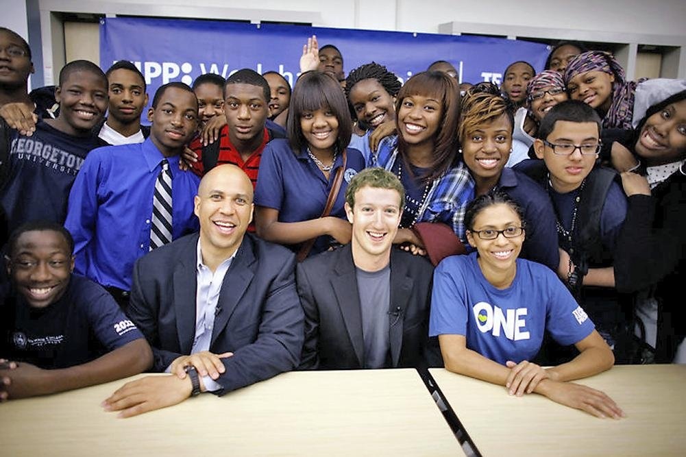 Facebook’s CEO ‘Friends’ Schools—With a $100-Million Gift
