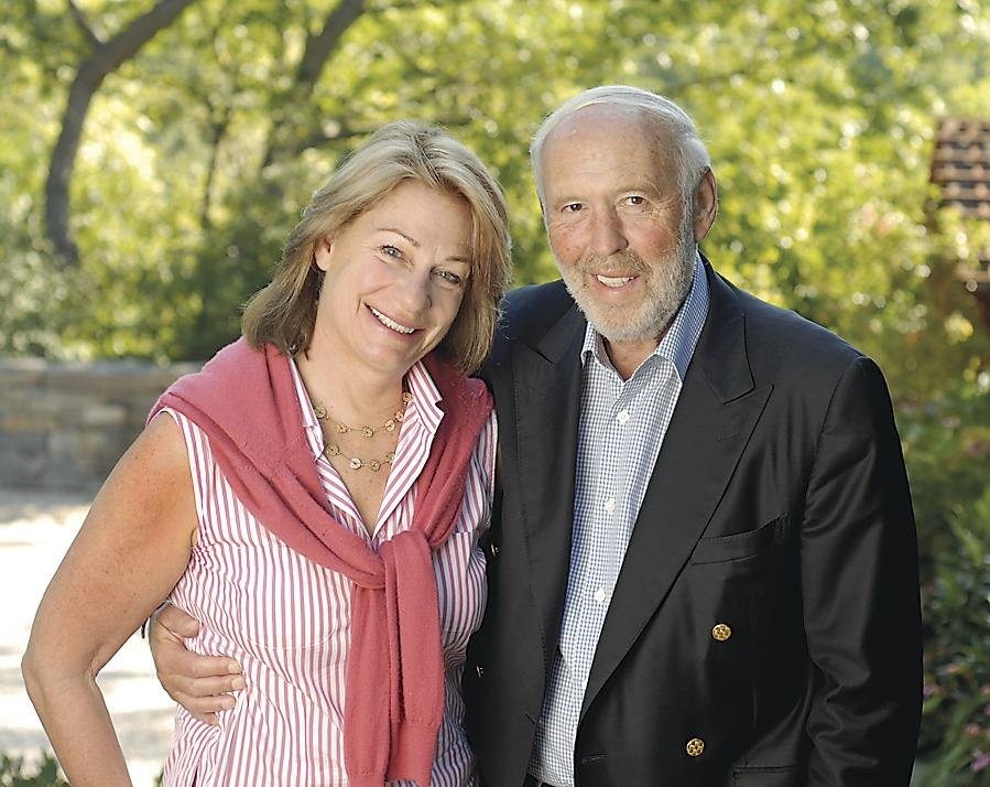Couple’s Ties to Stony Brook Prompt $150-Million Gift to the University