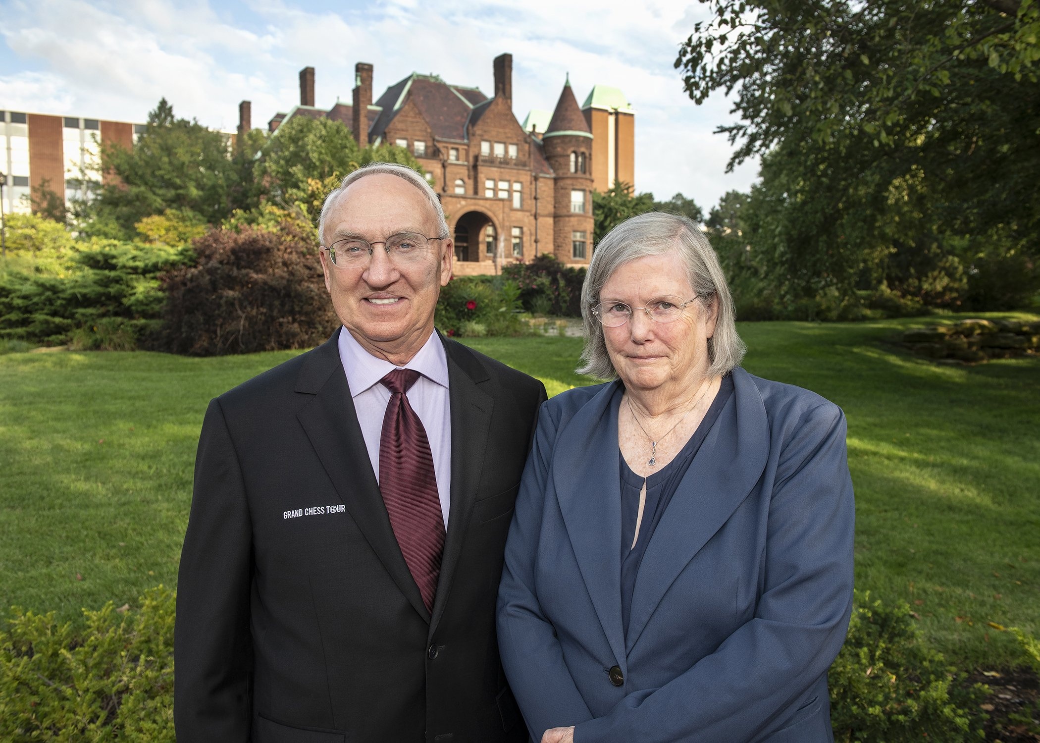 Gifts Roundup: Saint Louis University Lands a $50 Million Gift