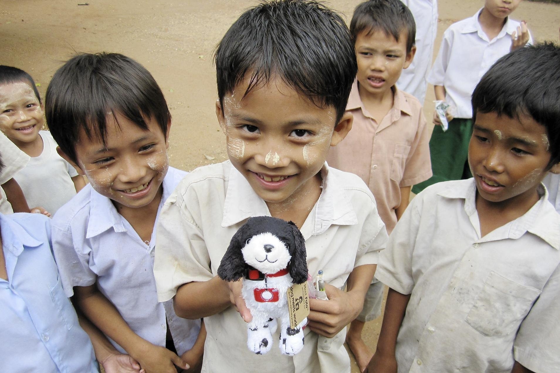 A Pet Project Turns Cameras on People in Developing Nations