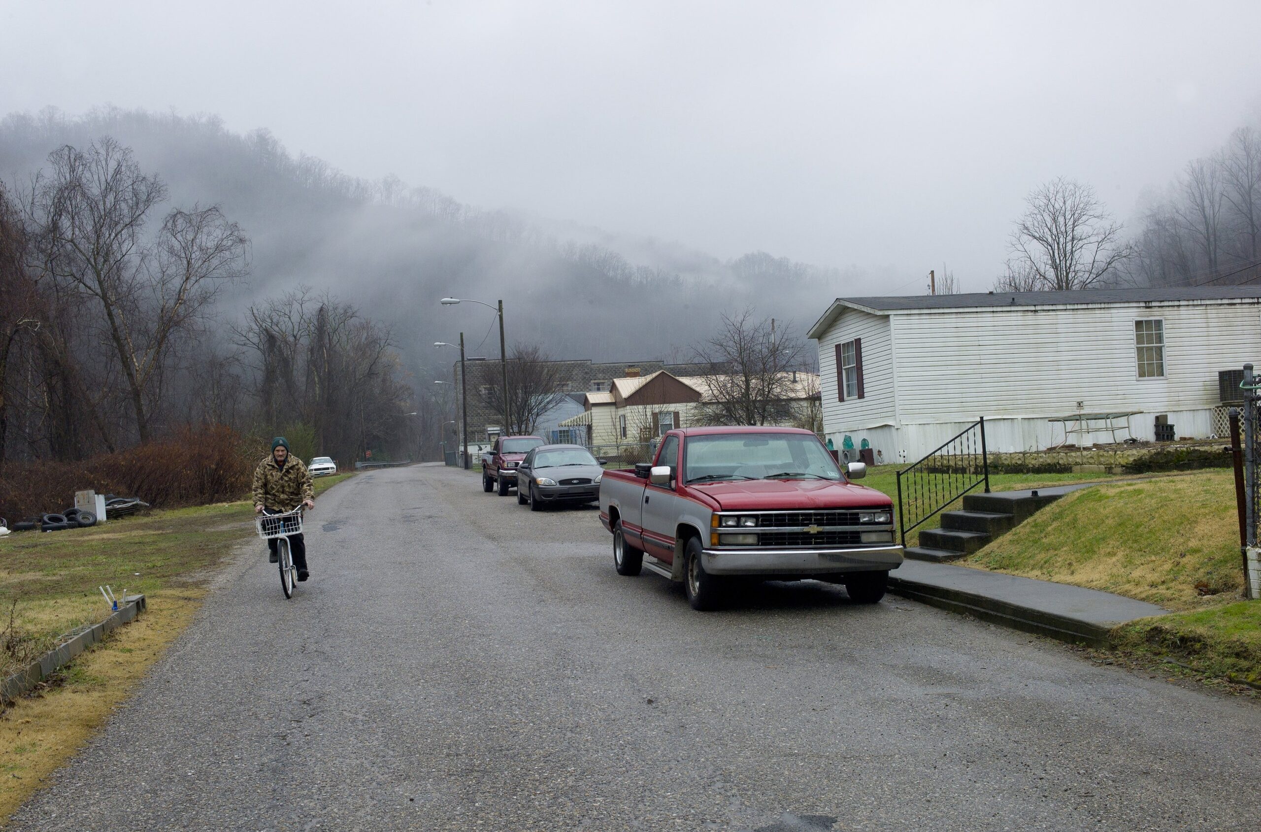 A Challenge for Philanthropy: Spurring the Poor to Seek Social Mobility Over Stability