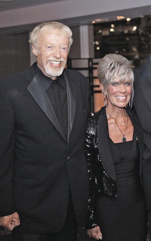 Nike Chairman and Wife Commit $500-Million for Cancer Research