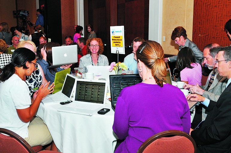 A Social-Service Charity Showcases Twitter to Add Pizazz to a Gala