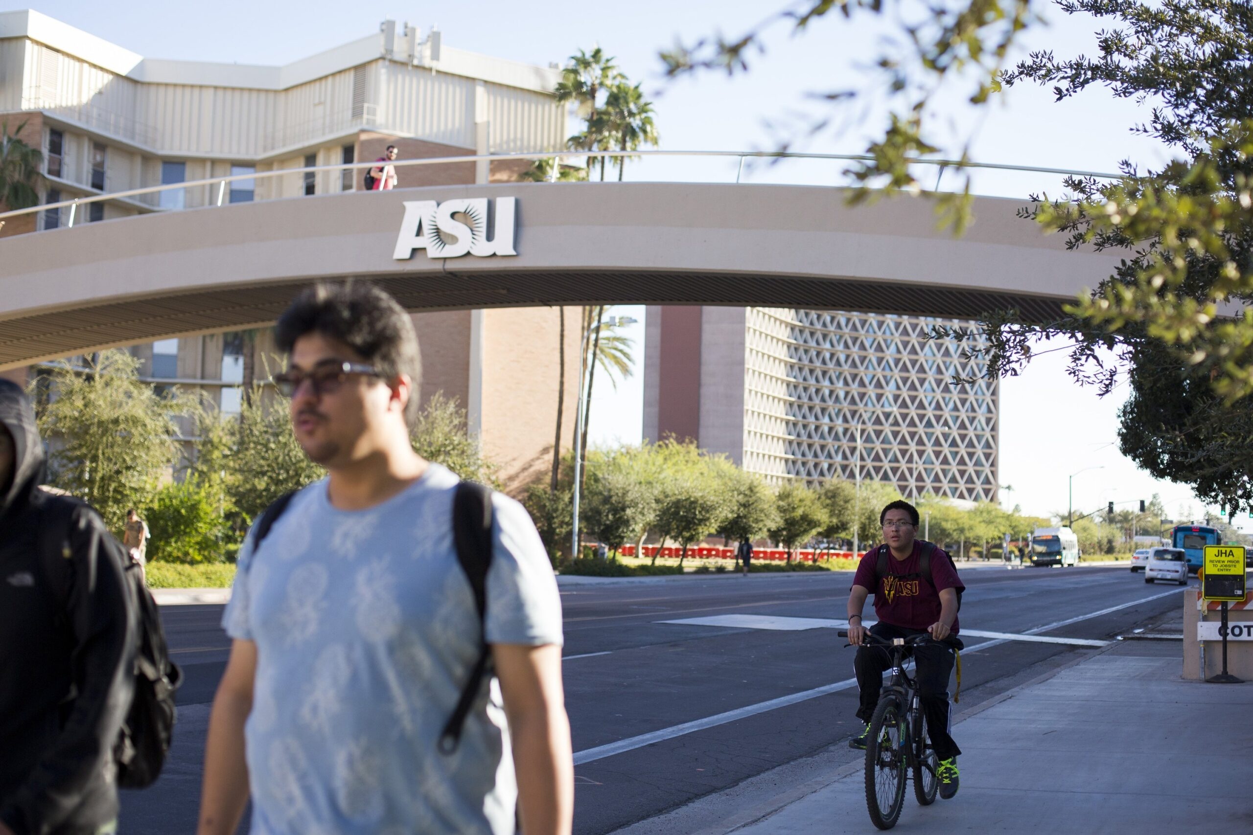 A New Approach to Scholarship Aid Deserves Foundation Attention