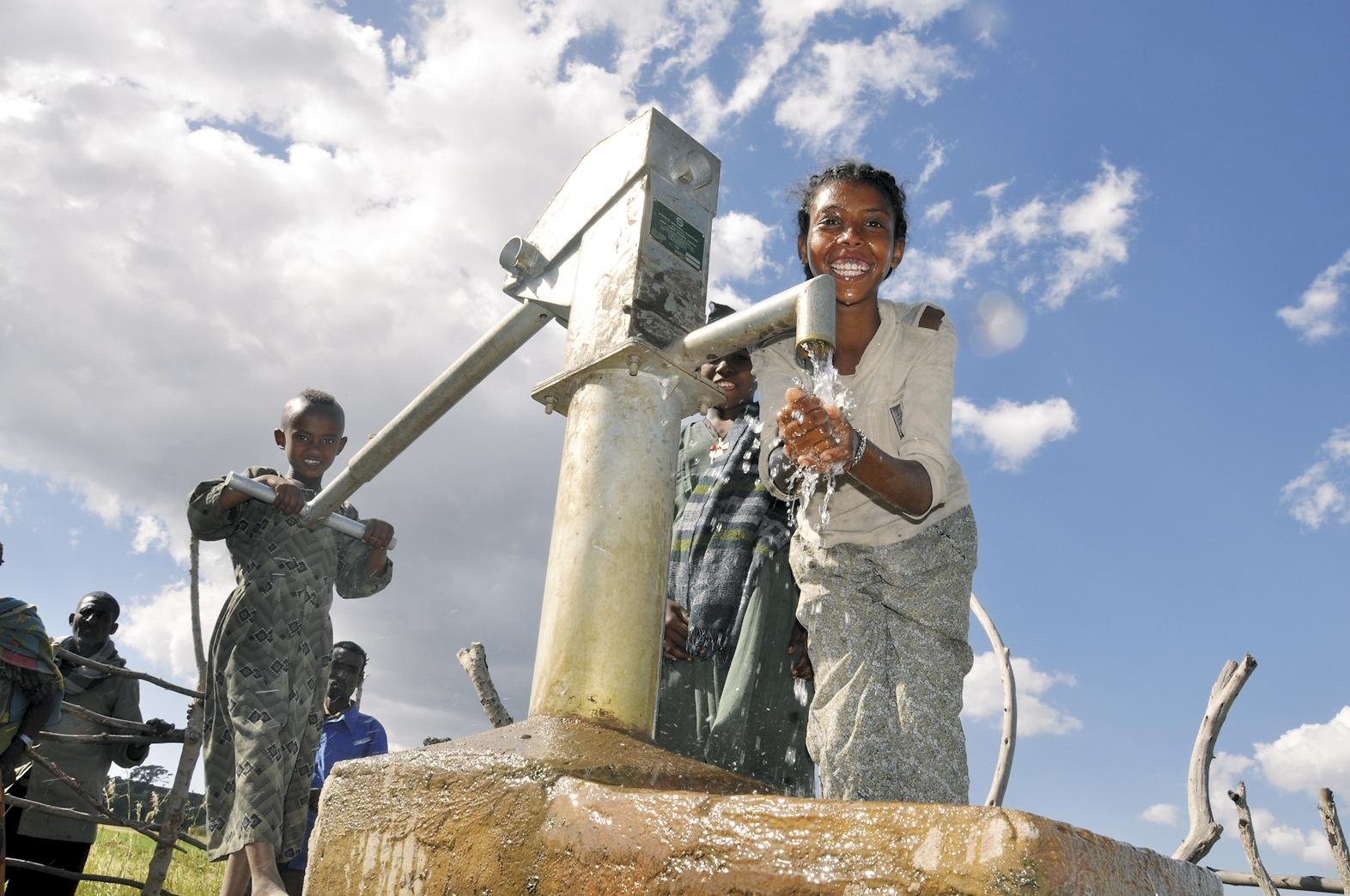 Big Businesses Expect Modest Giving Growth