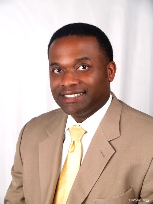 Public Allies Names Antipoverty Activist as New CEO