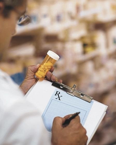 Foundations Move to Fill Reporting Gap Left by Shrinking Newsrooms