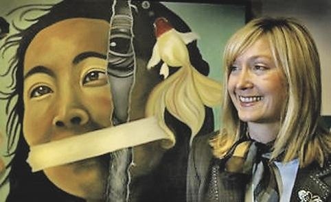 How a Domestic-Violence Group Copes With Unreliable Support From the State