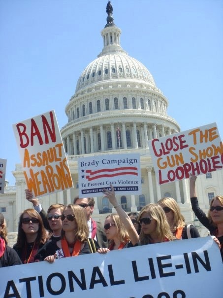 Grant Makers Should Take Aim at Curbing Gun Violence