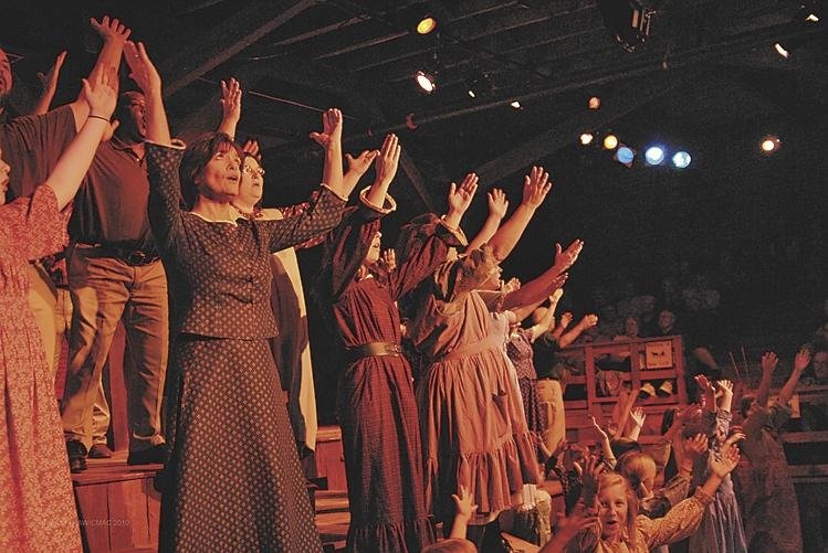 A Theatrical ‘Gumbo’ Helps a Small Town Stir Its Economy