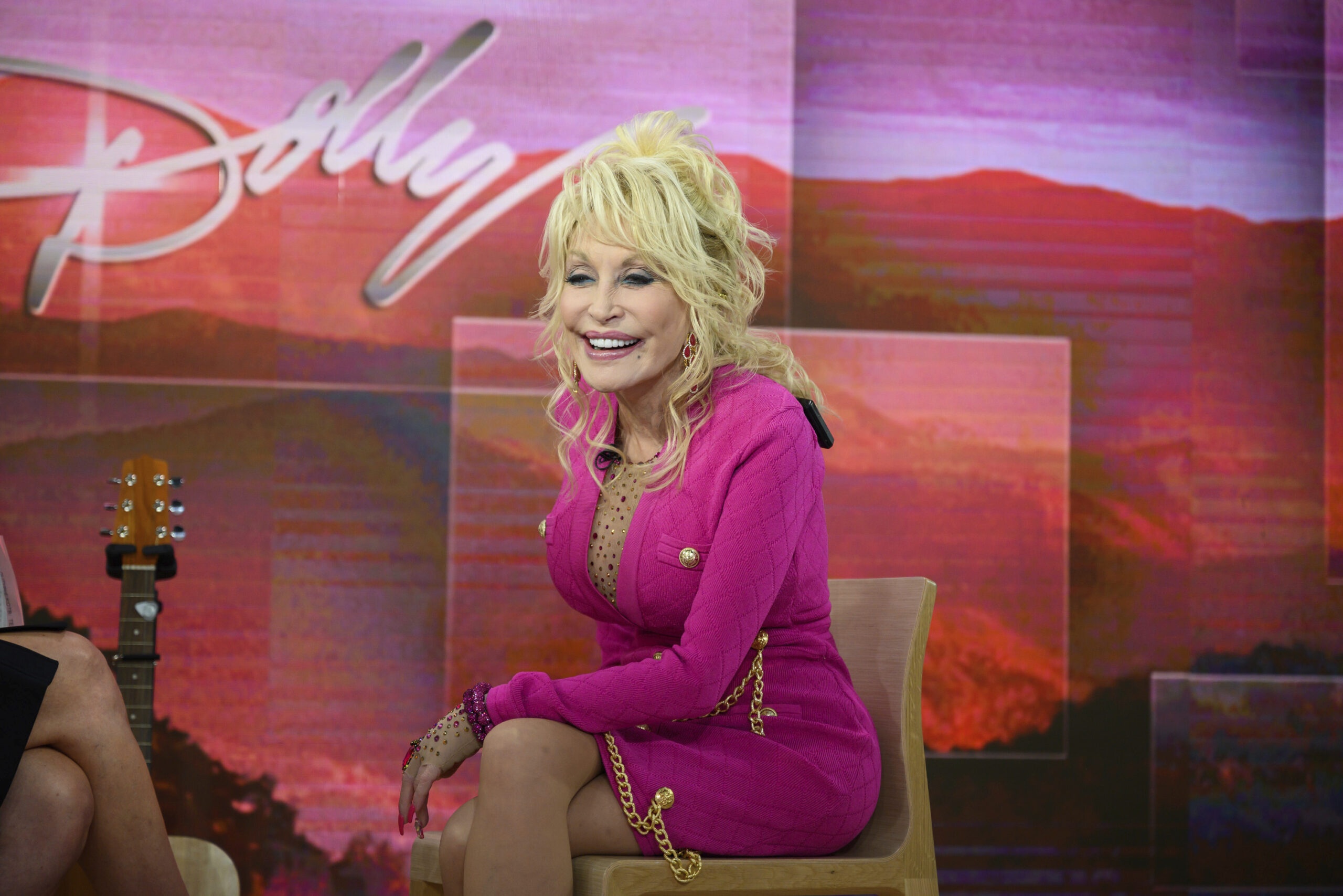 Susan and Michael Dell and Jeff Bezos Make Big Commitments to Coronavirus; Dolly Parton Gives to Research (Gifts Roundup)