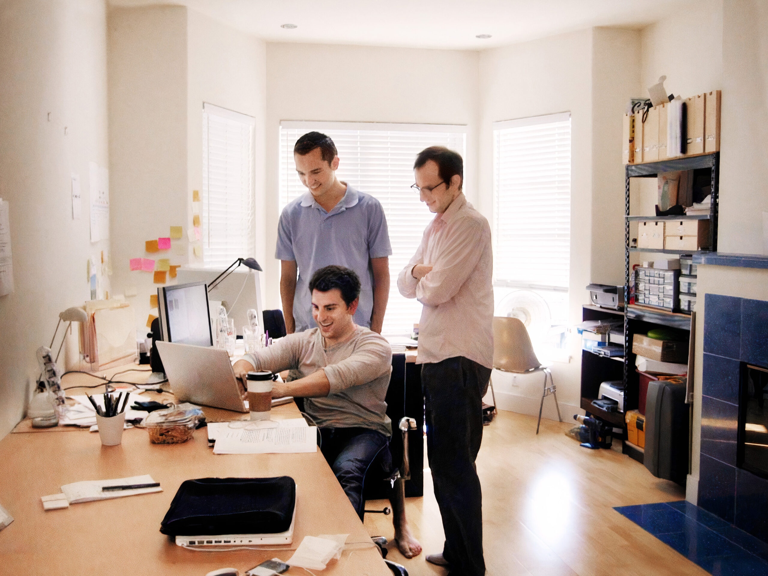 Airbnb Co-Founders Pledge $10 Million for Their Charity’s Ukraine Efforts