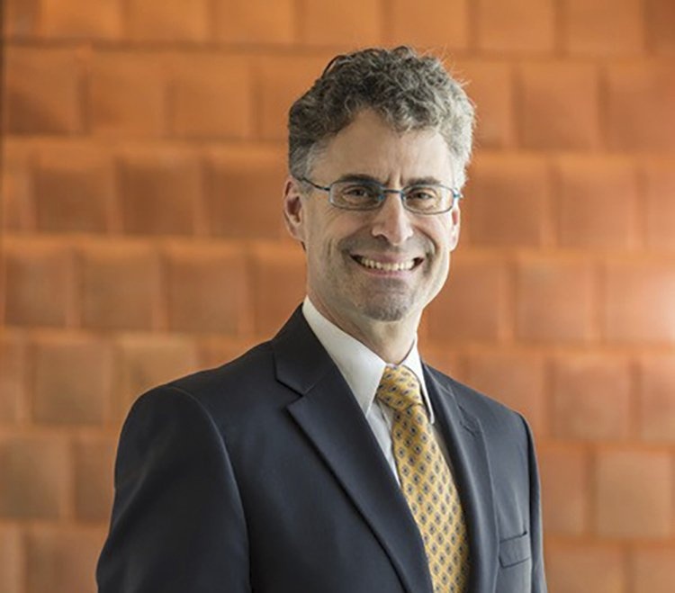 Southwestern U. President Will Take Helm of St. David’s Foundation (Transitions)