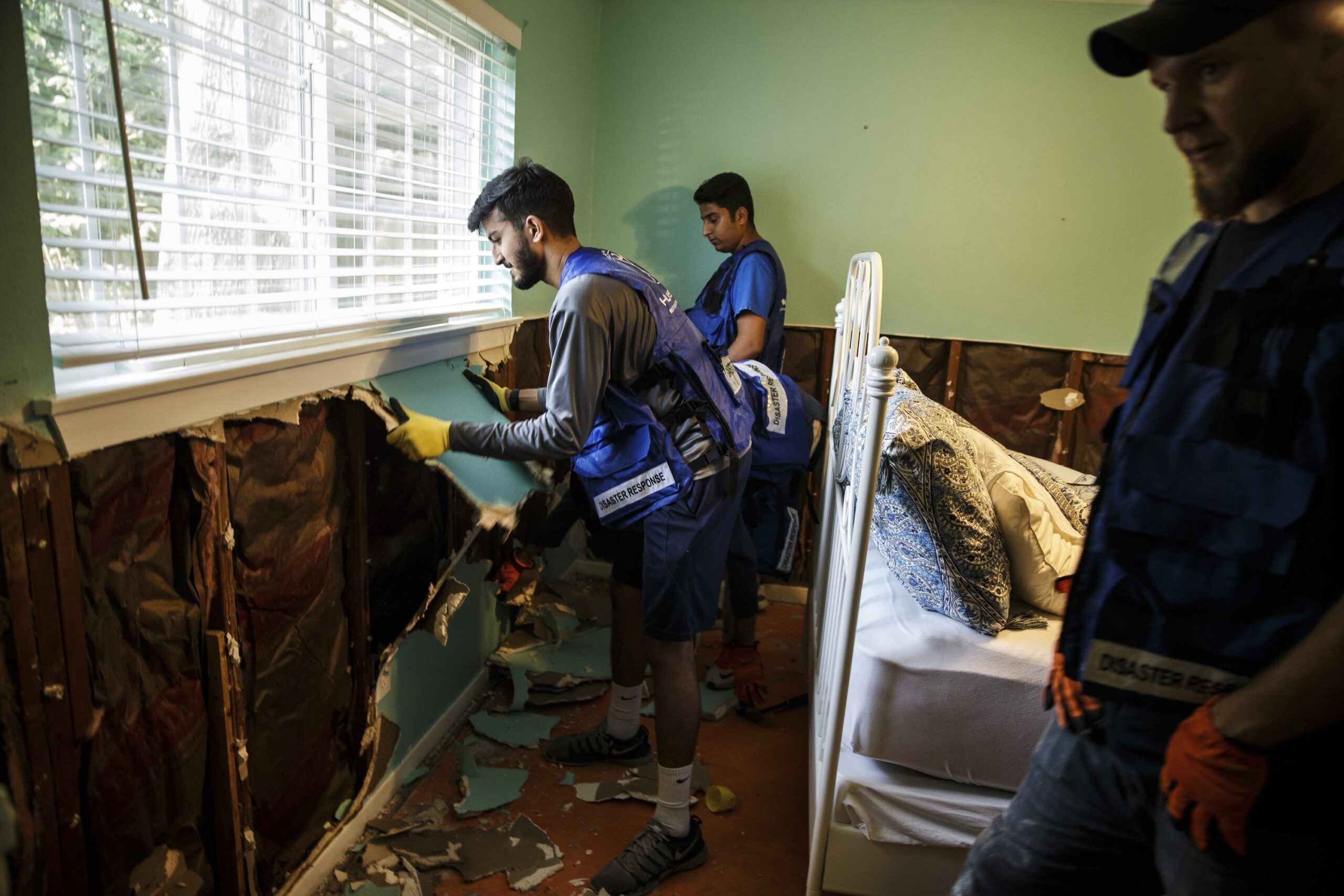 Nonprofits Spent $504 Million on Disaster Relief in 2017, Report Says