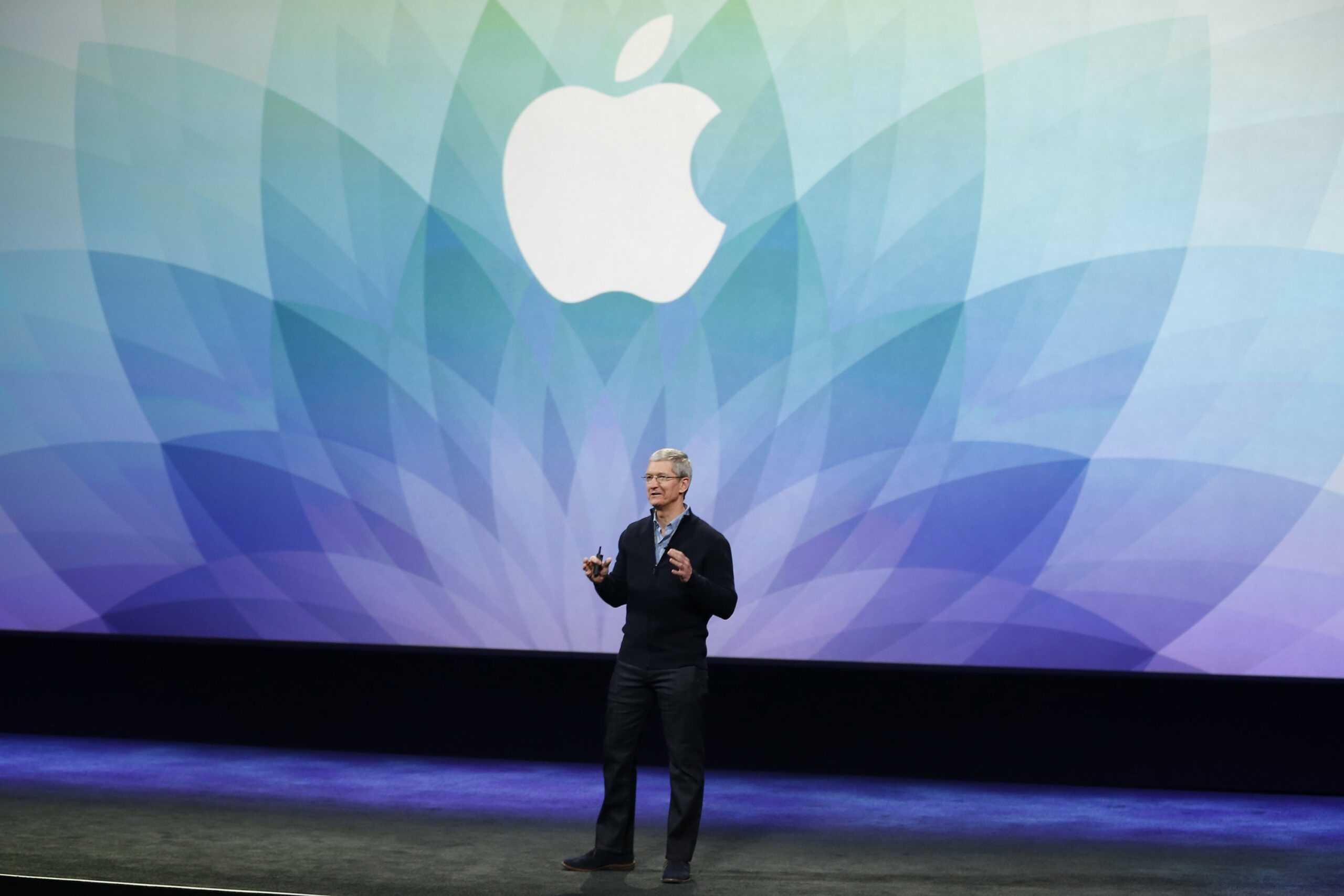 After Steve Jobs, Apple Steps Up Giving