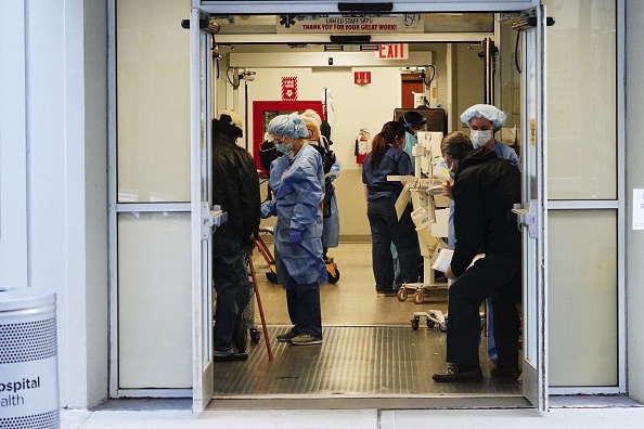 Leon and Debra Black Give $20 Million to Help Employees at New York Hospitals Hit Hard by the Pandemic (Gifts Roundup)