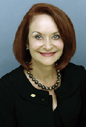 Leader of Fund-Raisers’ Group Plans to Retire