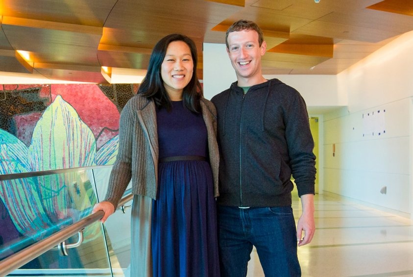Zuckerberg Moves to Pay for $45 Billion Pledge
