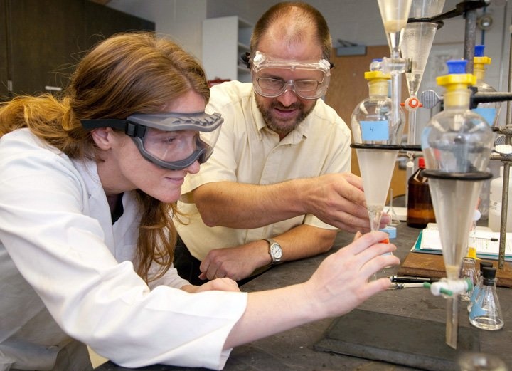 Gifts Roundup: $10 Million Bequest Backs Women’s Scholarships at Southeastern Louisiana