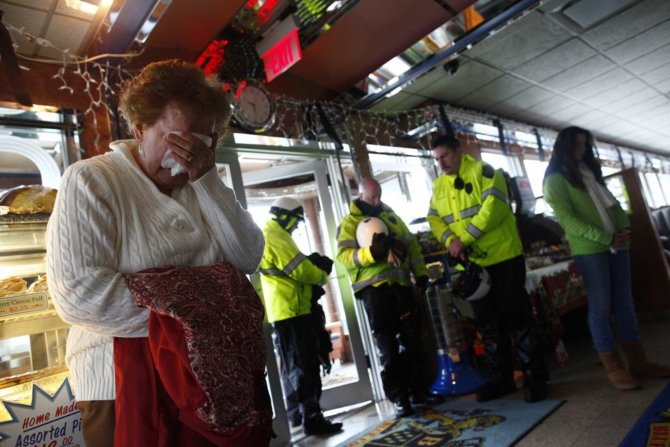 More Than a Dozen Charities Created to Aid Conn. Shooting Victims