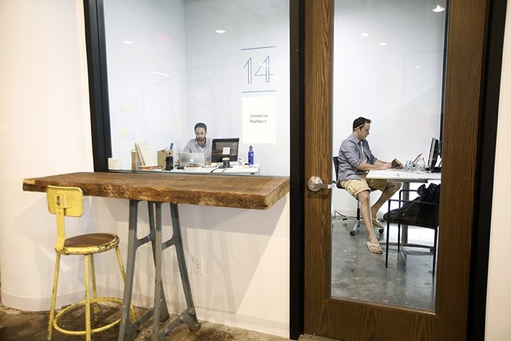Shared Office Space: Benefits, Challenges, and a Checklist for Picking the Right One
