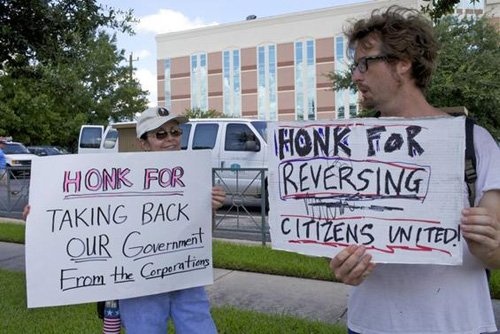 Nonprofits Should Rally Behind Efforts to Shed Light on Secret Donors